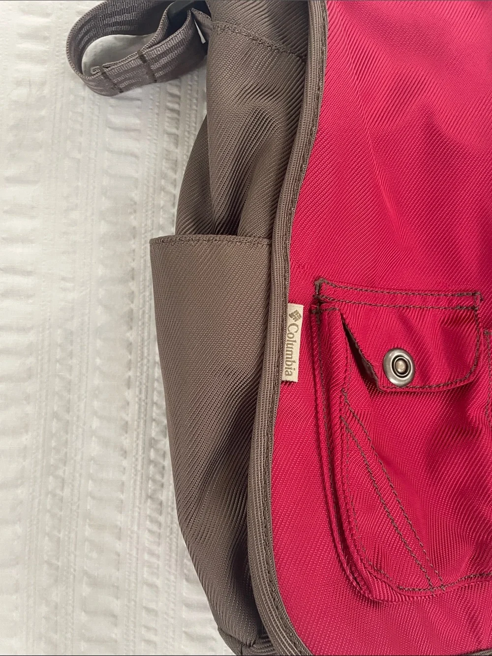 Columbia Crossbody Messenger Utility Bag Deep Red / Slate Grey Gorpcore  (OS)